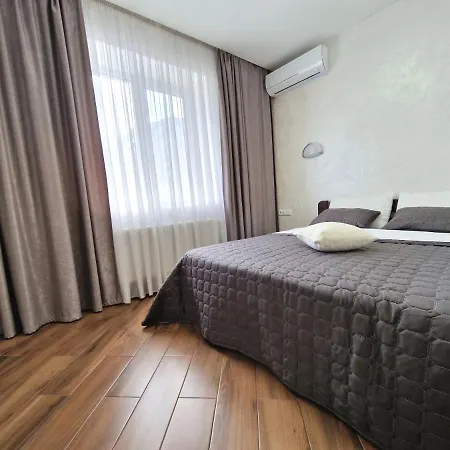 Apartment On Belvedere Ivano-Frankivsk Exterior photo