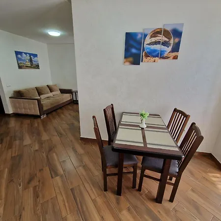 Apartment On Belvedere Ivano-Frankivsk Exterior photo