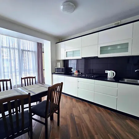 Apartment On Belvedere Ivano-Frankivsk Exterior photo