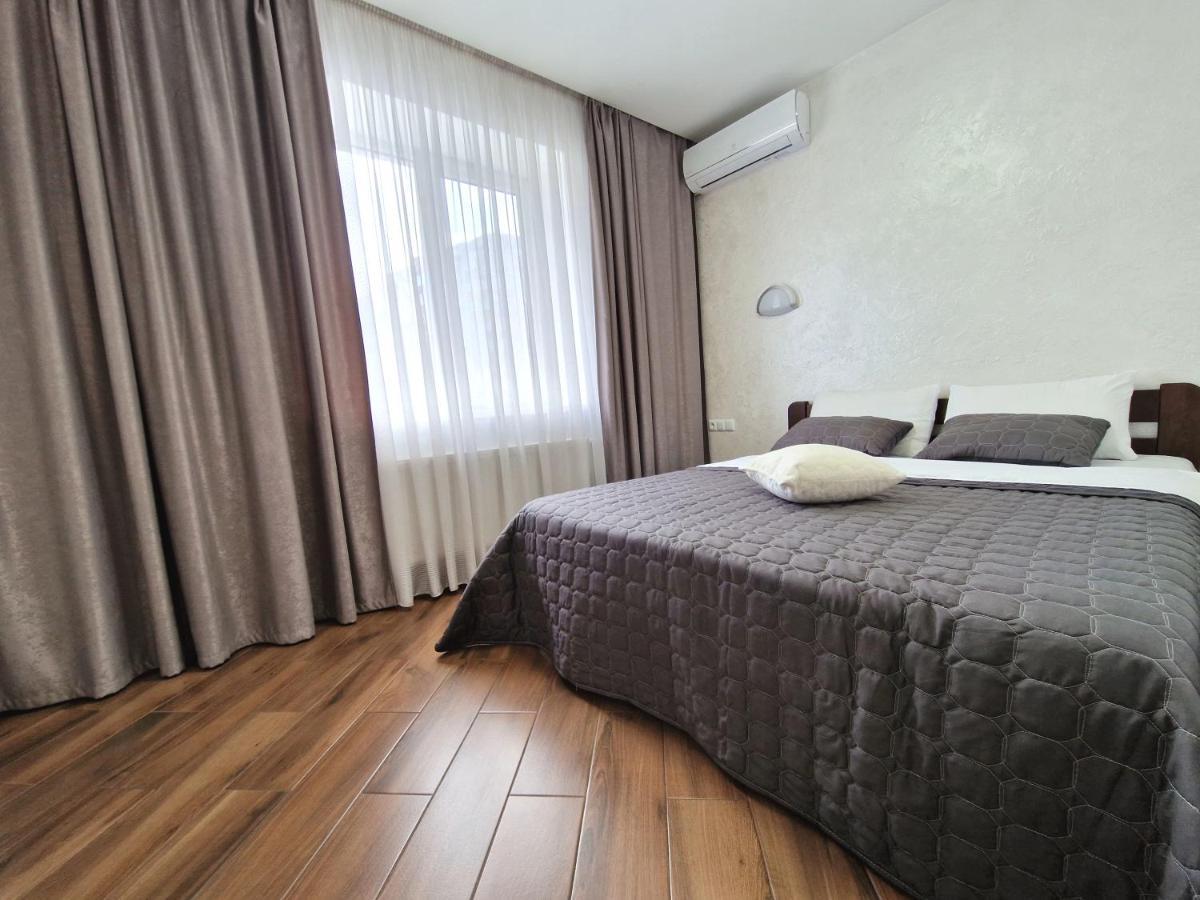 Apartment On Belvedere *